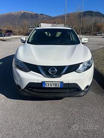 Nissan quashqai