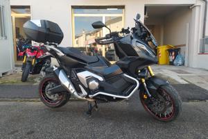 Honda X-ADV 750