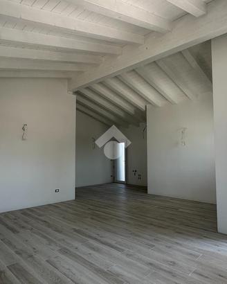 PORZIONE DI BIFAMILIARE A SESTO AL REGHENA
