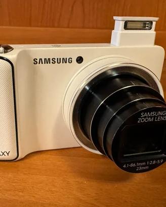 Samsung Galaxy Camera EK-GC100 Zoom Ottico 21x