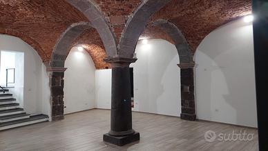 Locale Commerciale Storico - Corso Umberto