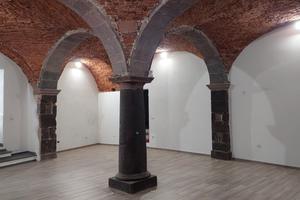 Locale Commerciale Storico - Corso Umberto