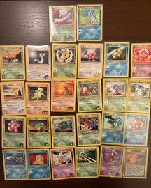 Lotto misto di 50 vecchie carte Pokémon