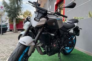 Yamaha mt 07 km0