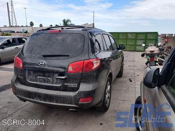 Hyundai santa fe 2 cm 2.2 crdi gls 4x4 -ricambi