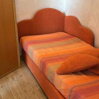 Cameretta due letti armadio due comodini materassi