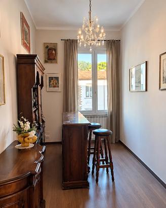 Legnaia 5 vani in bifamiliare con balcone