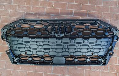 Audi RS3 griglia anteriore originale