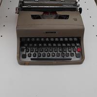 olivetti lettera 32
