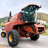 Mietitrebbia new holland 3560al