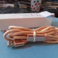 Cavo di ricarica e dati con connettore USB