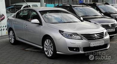 Parabrezza Renault Latitude