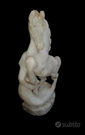 Meravigliosa statua cavallo in alabastro