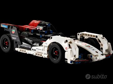 Lego Technic 42137 Porshe pull back