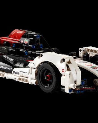 Lego Technic 42137 Porshe pull back