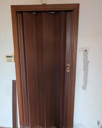 Porta a soffietto in legno 