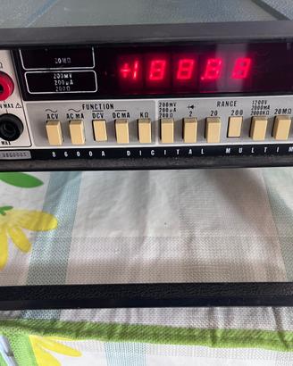 Multimetro da banco FLUKE8600A