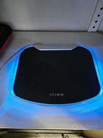 Belkin Tappetino Mouse Led con Hub porte USB