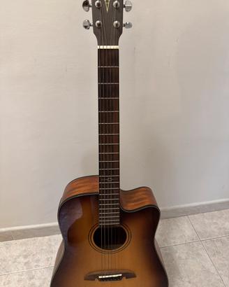 Chitarra acustica Alvarez AD60CESHB e accessori