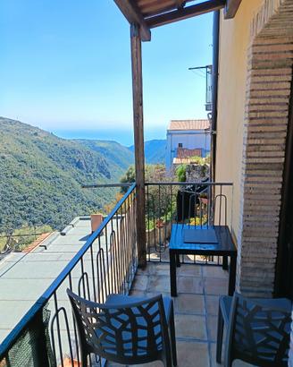 Casa ristrutturata vista mare nel Cilento