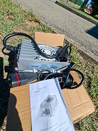 ricaricatore batterie scooter elettrico 