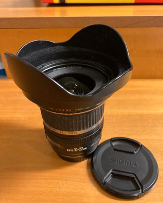 Canon EF-S 10-22mm f/3.5-4.5 USM