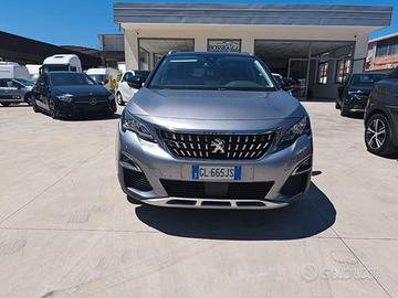 PEUGEOT 3008 1.5 CON TETTO PANORAMICO APRIBILE