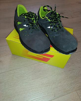 Scarpe antinfortunistiche