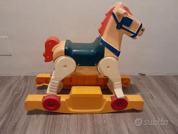cavallo a dondolo della chicco