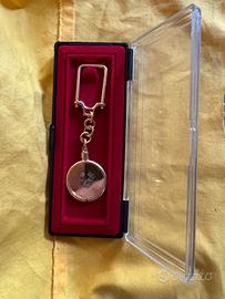 Portachiavi con medaglia nuovo