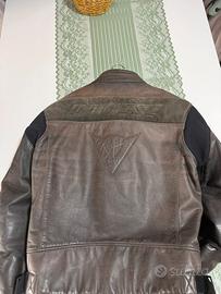 Giacca e pantalone di pelle DAINESE