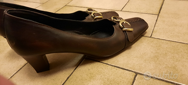 Scarpe la porta marroni