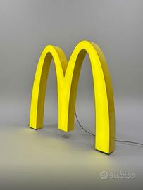 Insegna McDonald