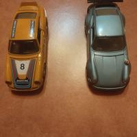 Modellini d'auto d'epoca due pezzi