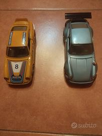 Modellini d'auto d'epoca due pezzi