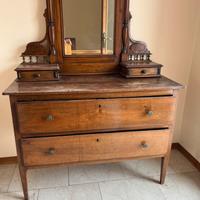 Comó con specchiera