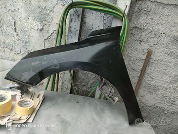 PARAFANCO SX PEUGEUT 208 COME NUOVO