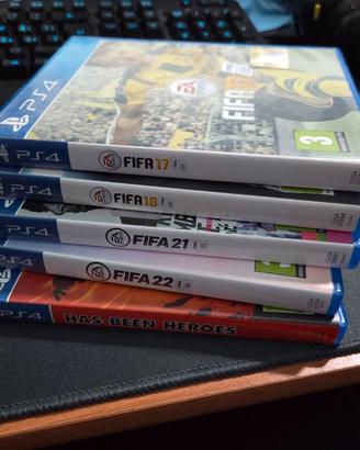 Pacchetto Giochi PS4 (Fifa 17, Fifa 18, Fifa 21, F