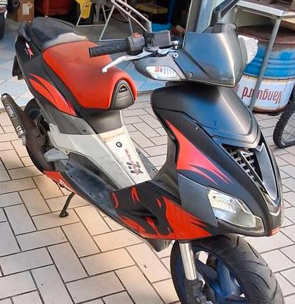 Aprilia SR 50 - 2014