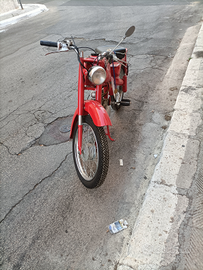 Moto d'epoca in perfette condizioni