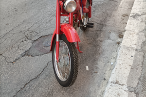 Moto d'epoca in perfette condizioni