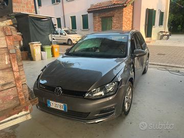 VW Golf 7 1.4 TGI HighLine Incidentata