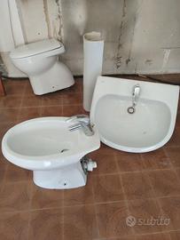 Bidet lavabo a colonna e wc ideal standard