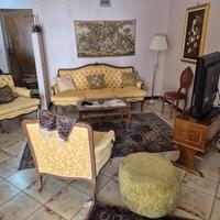 divano 3 posti+2 poltrone 
