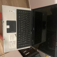 Portatile ACER con intel Centrino