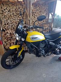 Ducati Scrambler 800 Icon