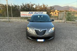 Lancia Ypsilon 1.2 69cv GPL 5p - 2012