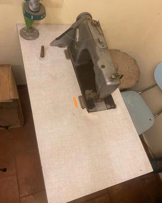 Taglicuci 5 fili +1 Rasafilo + 1 Lineare x cucire