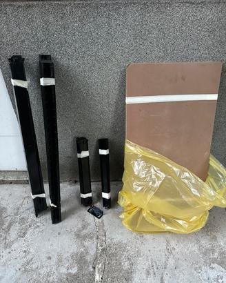 Scaffale nero