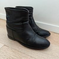 Stivaletti con zeppa interna nr.36